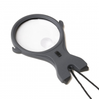 Zvětšovací sklo Carson Lighted MagniLook™ 2.5x Power LED Lighted Pendant Magnifier, 4.5x Spot Lens